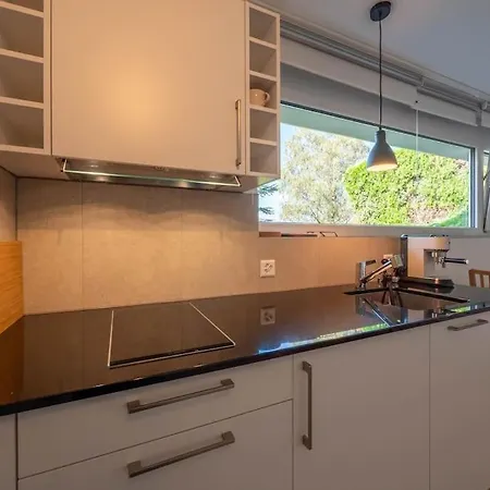 New & Stylish In Prime Location Appartement